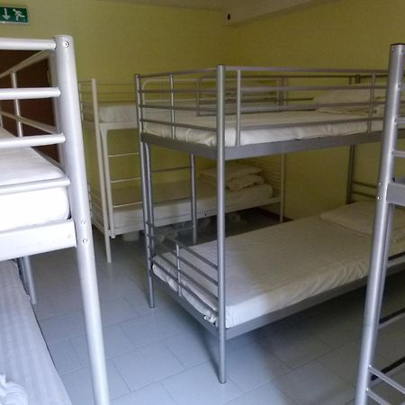 Why Me Eco-Friendly Hostel Tbilisi Esterno foto