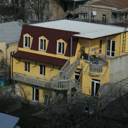 Why Me Eco-Friendly Hostel Tbilisi Esterno foto