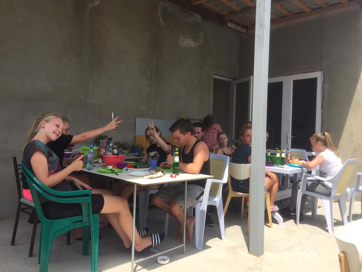 Why Me Eco-Friendly Hostel Tbilisi Esterno foto