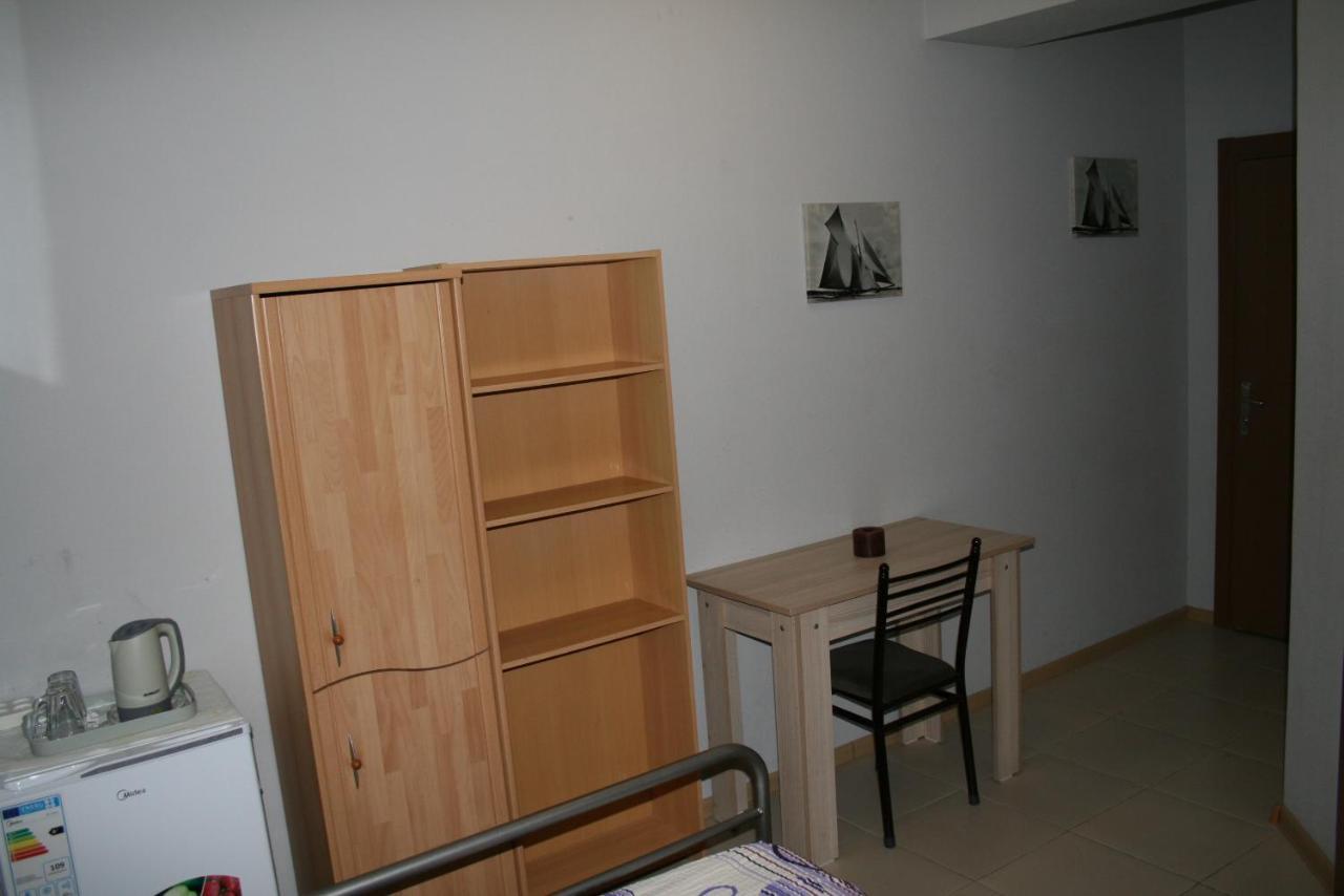 Why Me Eco-Friendly Hostel Tbilisi Esterno foto