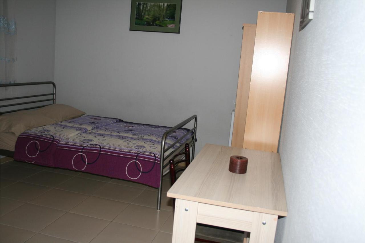 Why Me Eco-Friendly Hostel Tbilisi Esterno foto