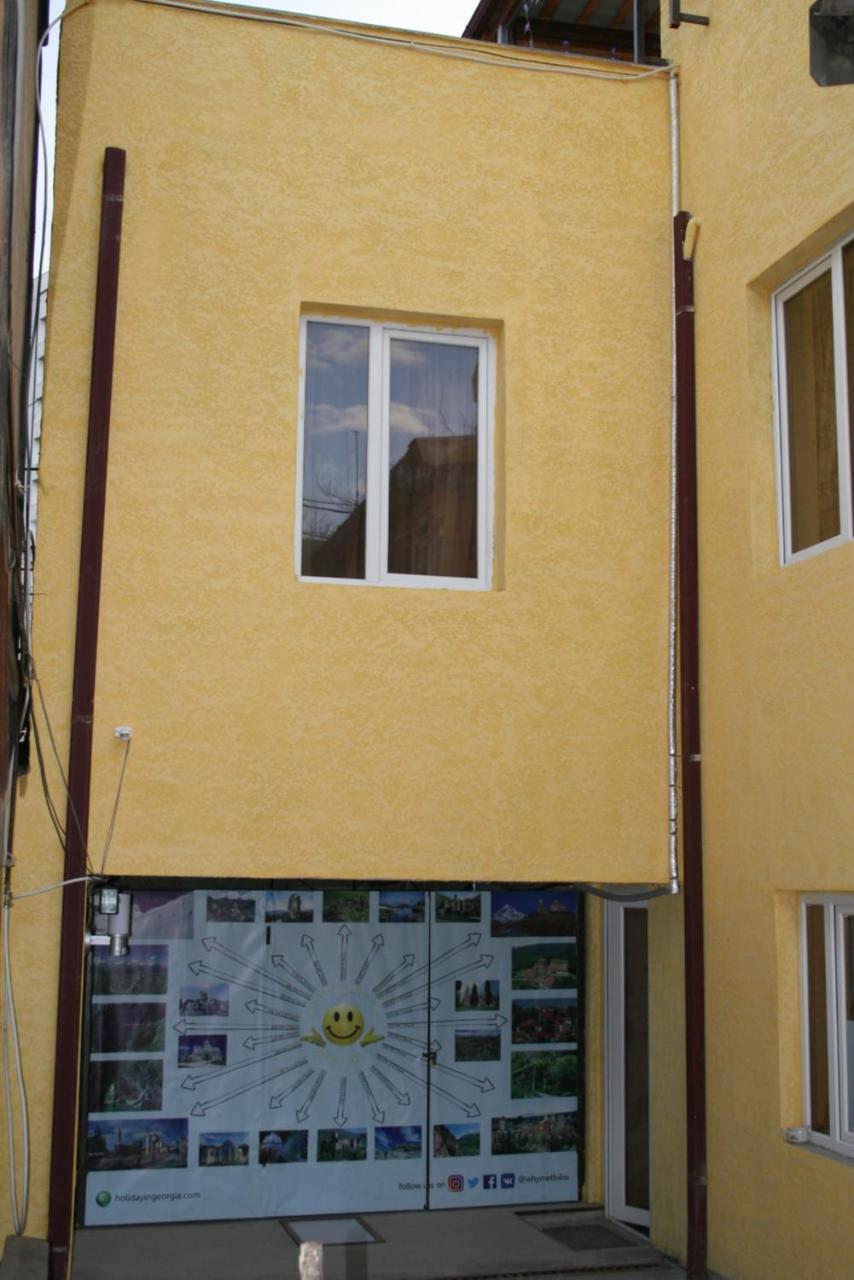 Why Me Eco-Friendly Hostel Tbilisi Esterno foto