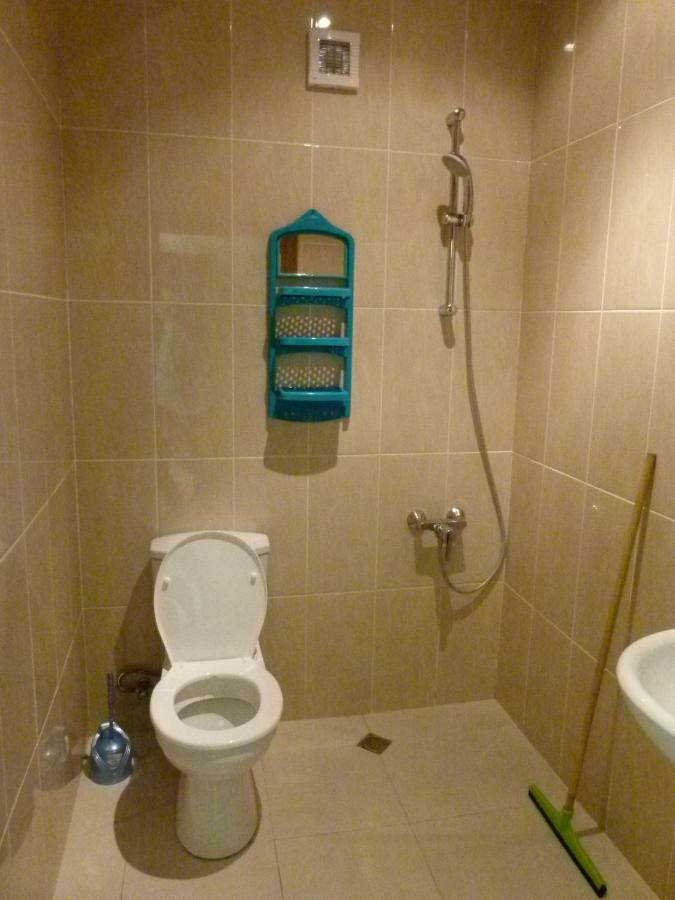 Why Me Eco-Friendly Hostel Tbilisi Esterno foto